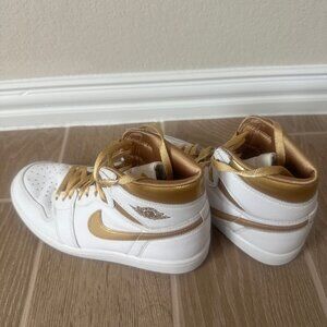 Nike Air Jordan 1 Retro High OG White Gold Women's Shoes Size 7.5